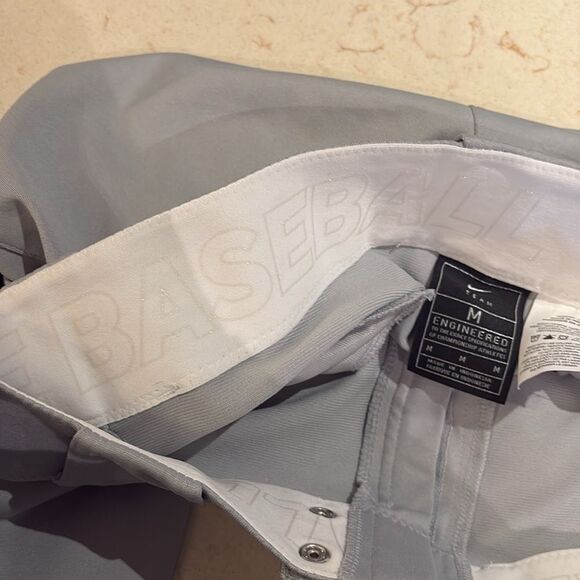 Nike baseball pants SZ medium - Picture 8 of 9